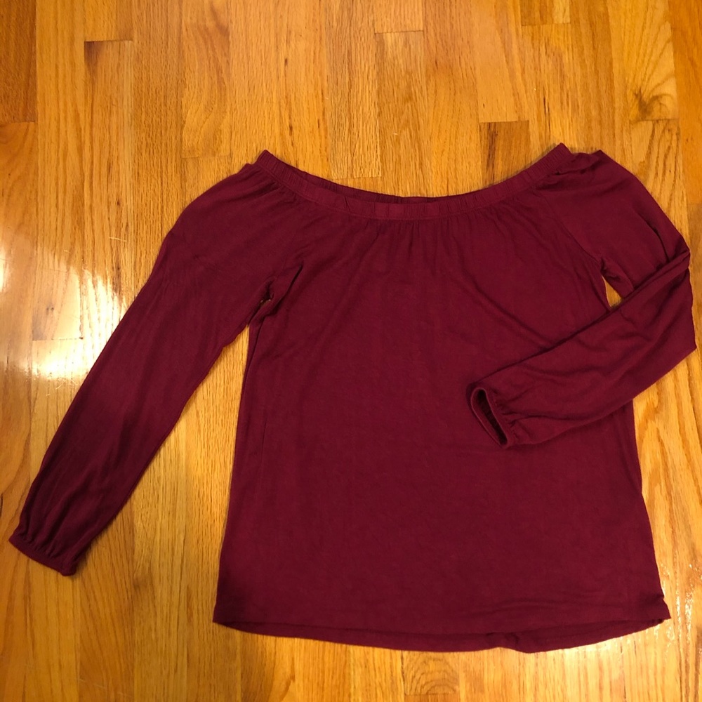 off the shoulder long sleeve tee